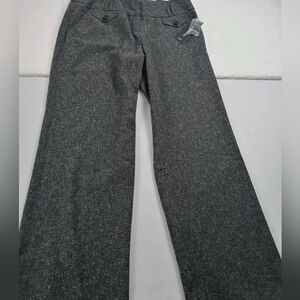 Elegant Women's Gray Trousers